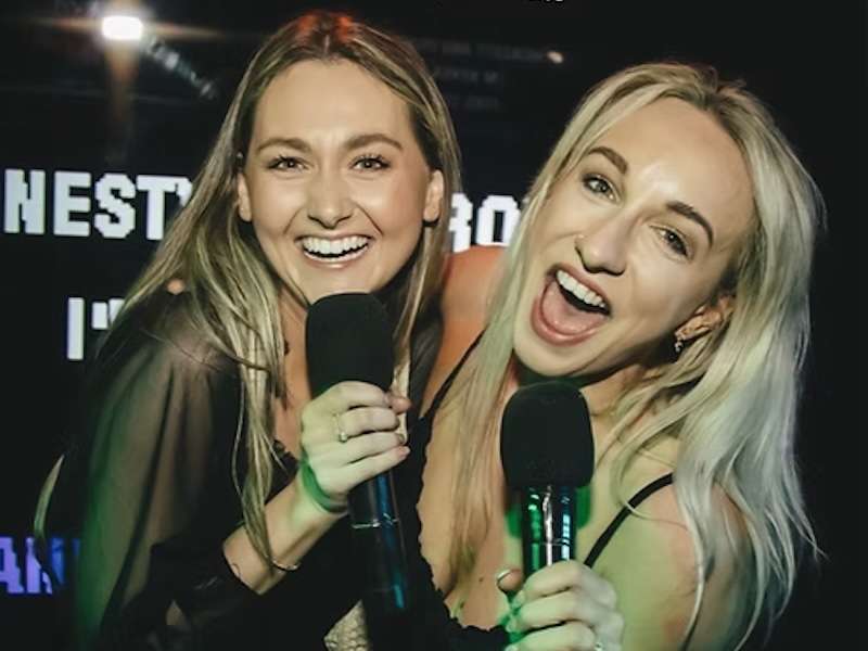 Crystal's Karaoke Marbella Puerto Banus | pretty girls singing and dancing to the music